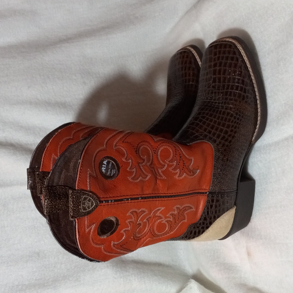 Ariat Kids' Boots in Brown and Orange
